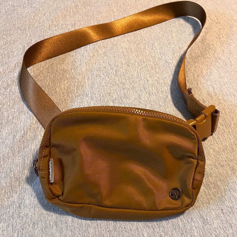 Lululemon Belt Bag